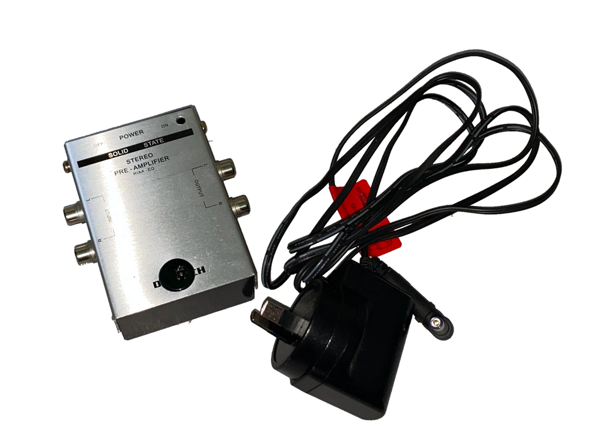 RIAA outboard Phono Preamplifier allows traditional turntable to